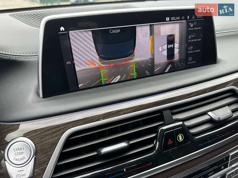 Седан BMW 7 Series 2021 в Киеве