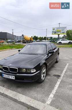 Седан BMW 7 Series 1994 в 