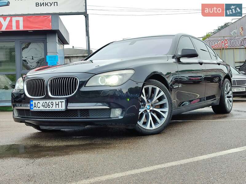 BMW 7 Series 2011