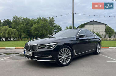 Седан BMW 7 Series 2016 в 