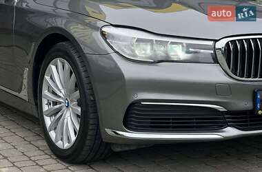 Седан BMW 7 Series 2019 в 