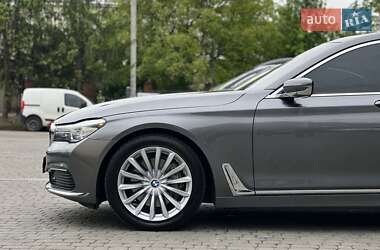 Седан BMW 7 Series 2019 в 