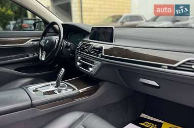 Седан BMW 7 Series 2019 в 