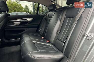 Седан BMW 7 Series 2019 в 