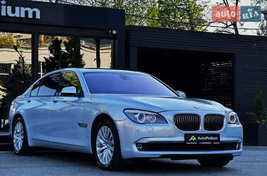 Седан BMW 7 Series 2010 в 