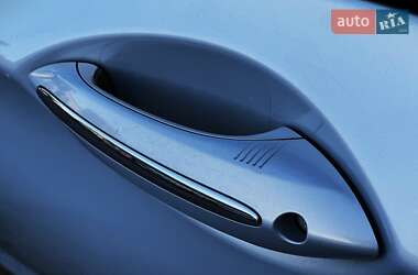 Седан BMW 7 Series 2010 в 