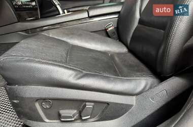 Седан BMW 7 Series 2011 в 