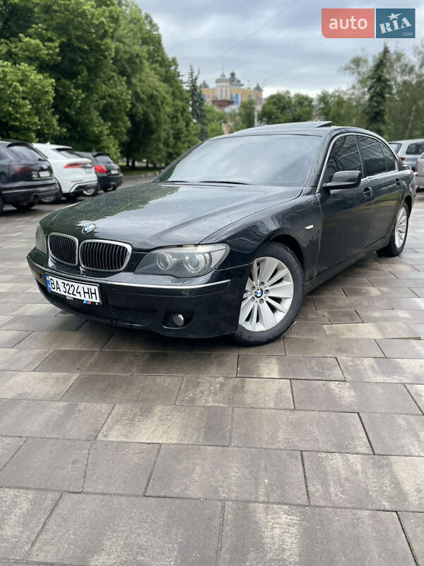 Седан BMW 7 Series 2006 в 