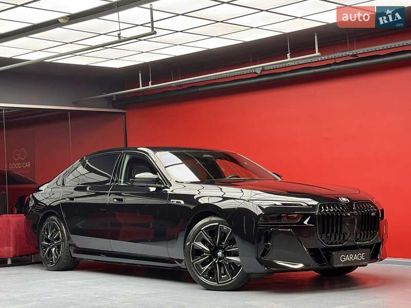 Седан BMW 7 Series 2024 в Києві