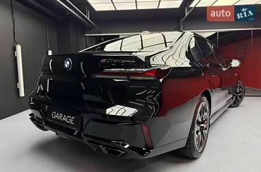 Седан BMW 7 Series 2024 в 