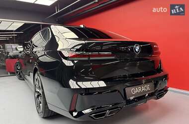 Седан BMW 7 Series 2024 в 