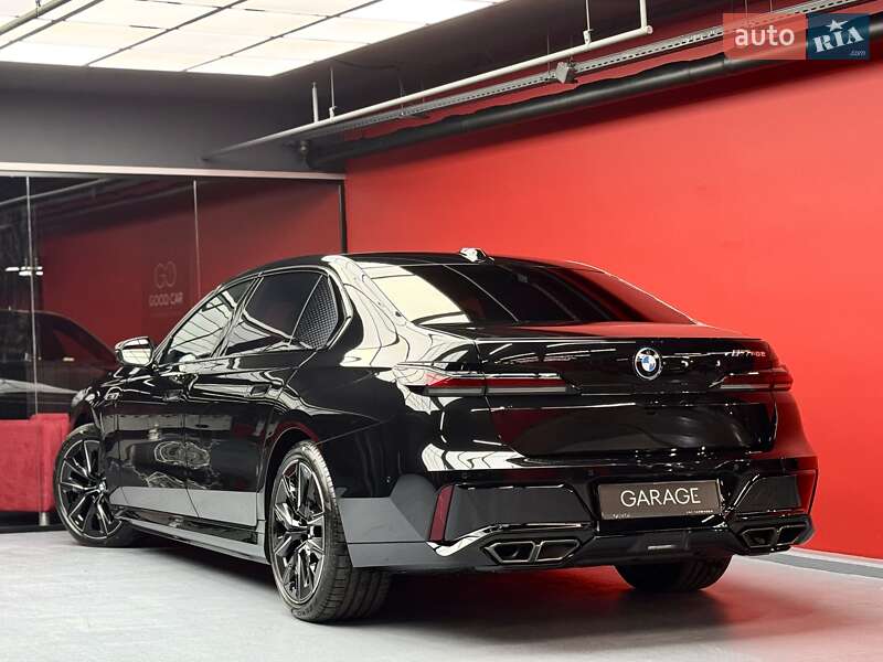Седан BMW 7 Series 2024 в Києві