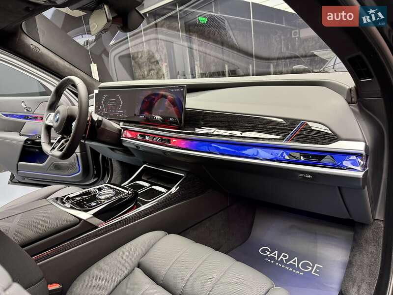 Седан BMW 7 Series 2024 в Києві