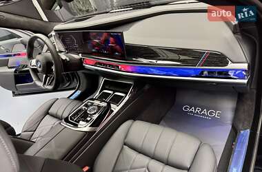 Седан BMW 7 Series 2024 в 