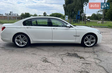 Седан BMW 7 Series 2011 в 