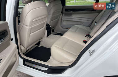 Седан BMW 7 Series 2011 в 