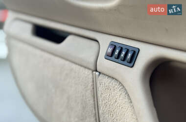 Седан BMW 7 Series 2000 в 