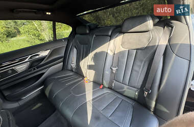Седан BMW 7 Series 2018 в 
