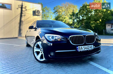Седан BMW 7 Series 2010 в 