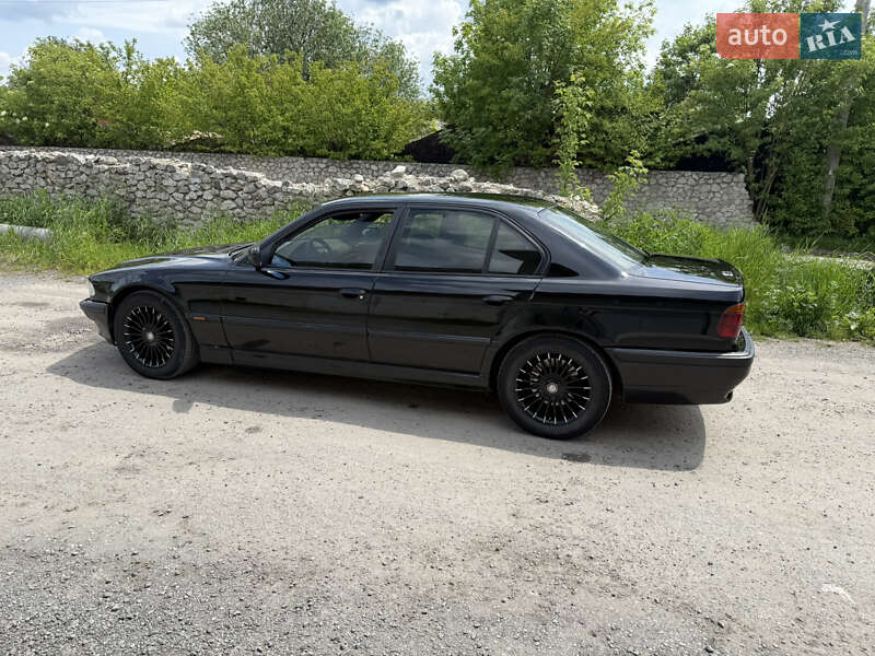 Седан BMW 7 Series 1996 в Тернополе