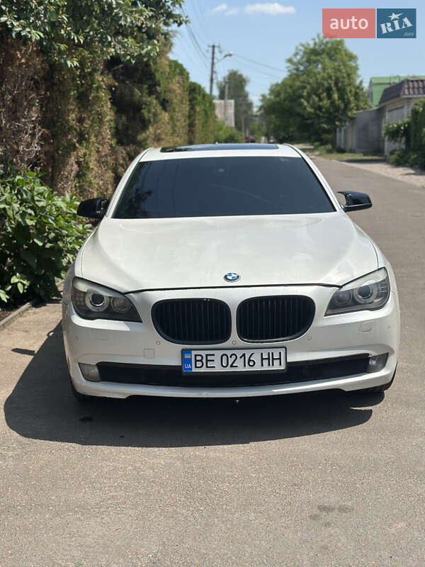 Седан BMW 7 Series 2010 в Миколаєві