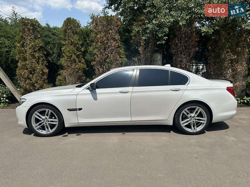 Седан BMW 7 Series 2010 в Миколаєві