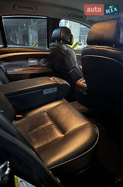 Седан BMW 7 Series 2007 в 