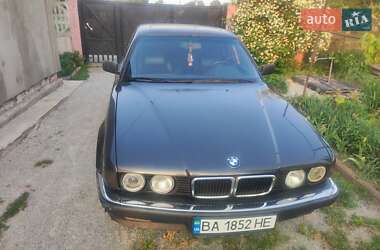 Седан BMW 7 Series 1990 в Кропивницком
