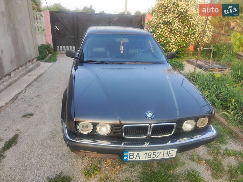 Седан BMW 7 Series 1990 в Кропивницком