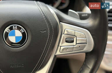 Седан BMW 7 Series 2016 в 