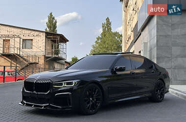 Седан BMW 7 Series 2019 в 