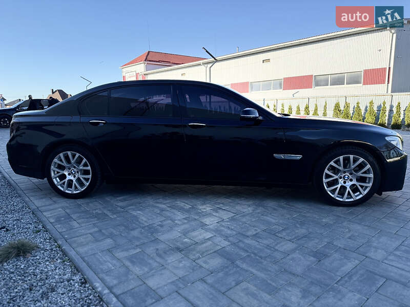 Седан BMW 7 Series 2013 в Луцке