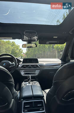 Седан BMW 7 Series 2017 в 