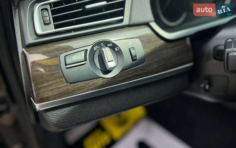 Седан BMW 7 Series 2015 в Ивано-Франковске