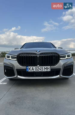 Седан BMW 7 Series 2022 в 