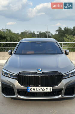 Седан BMW 7 Series 2022 в 