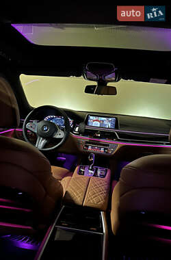 Седан BMW 7 Series 2022 в 