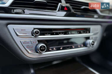 Седан BMW 7 Series 2017 в 
