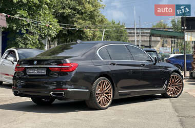 Седан BMW 7 Series 2016 в 