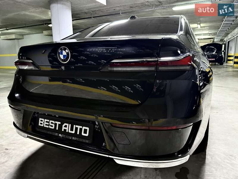 Седан BMW 7 Series 2023 в Киеве