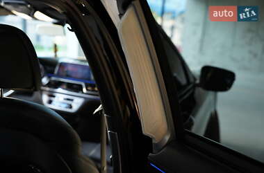 Седан BMW 7 Series 2017 в 