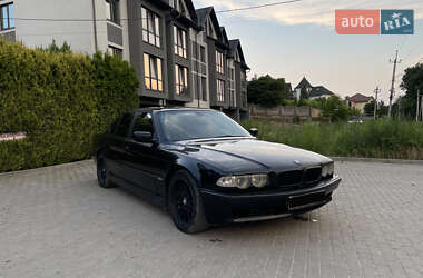 Седан BMW 7 Series 2001 в Черновцах