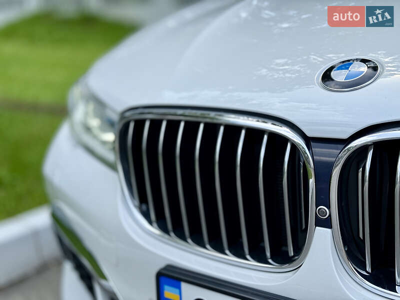 Седан BMW 7 Series 2015 в Черновцах