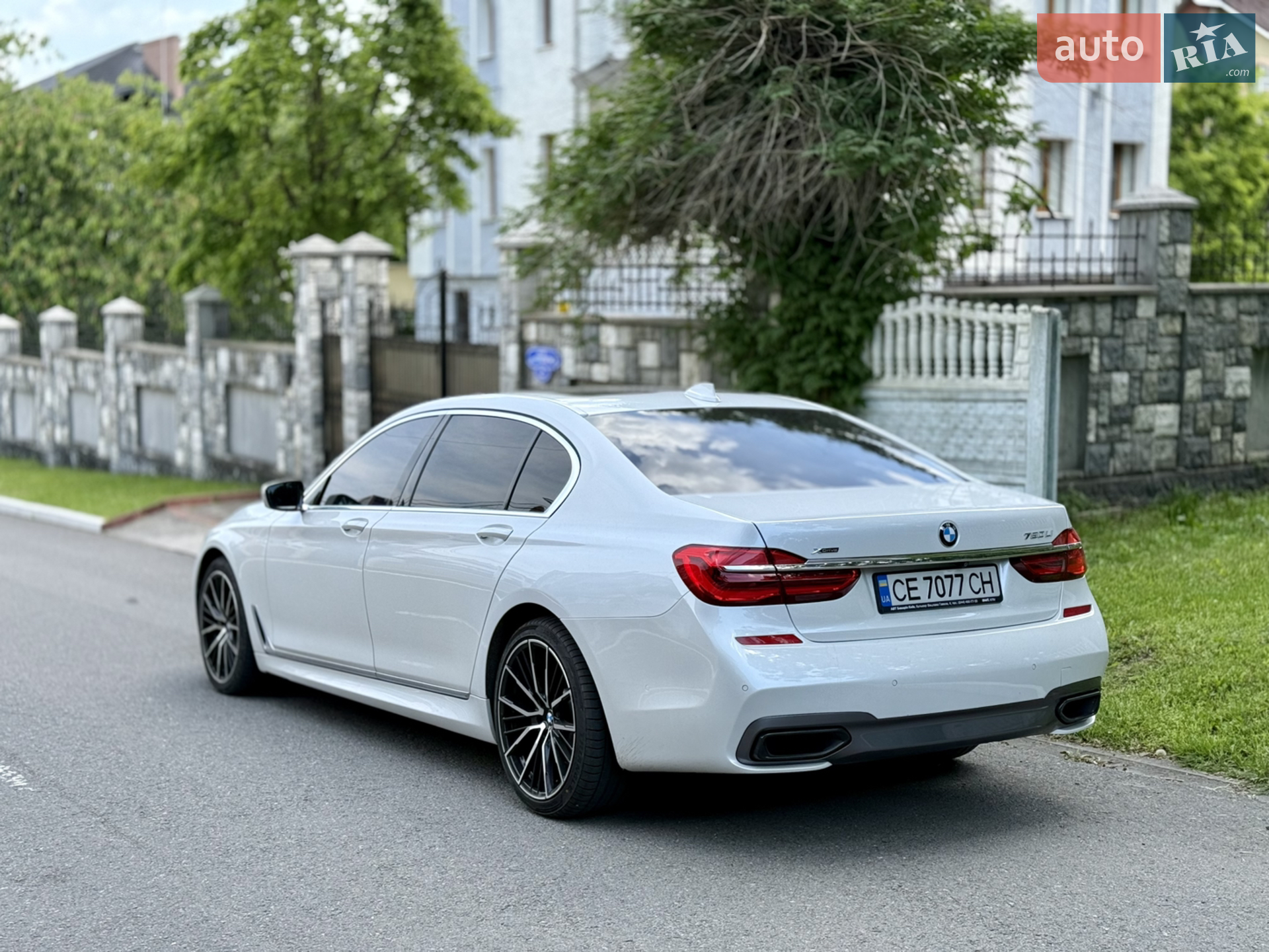 2015 BMW 7er - мініатюра 8