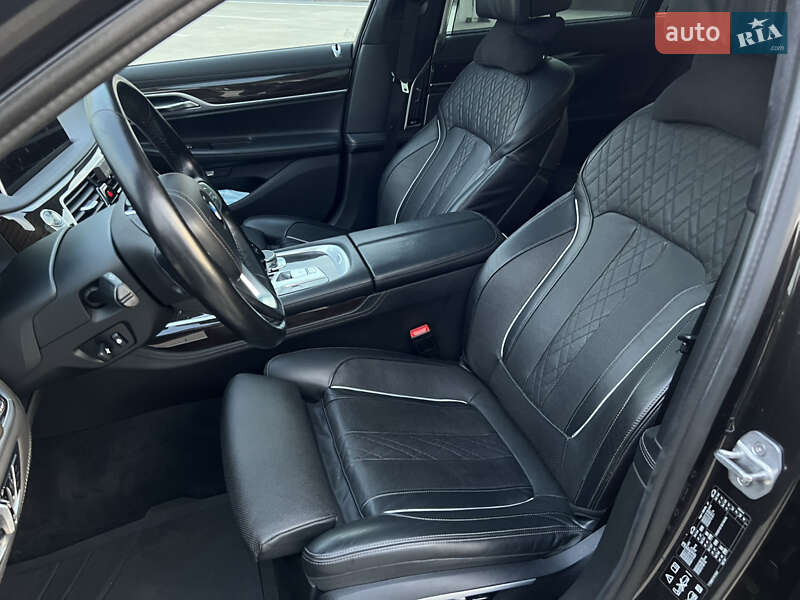 Седан BMW 7 Series 2016 в Києві