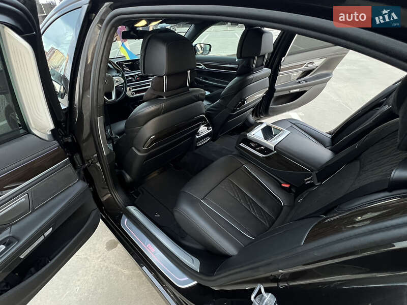 Седан BMW 7 Series 2016 в Києві