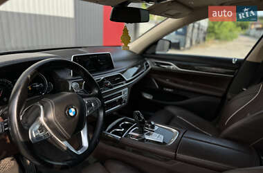 Седан BMW 7 Series 2017 в 