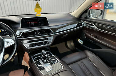 Седан BMW 7 Series 2017 в 