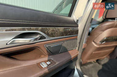 Седан BMW 7 Series 2017 в 