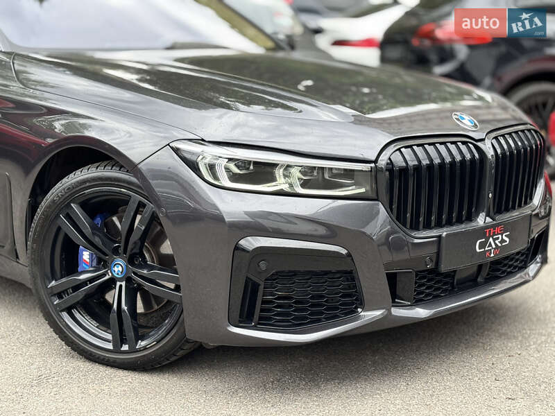 Седан BMW 7 Series 2016 в Киеве